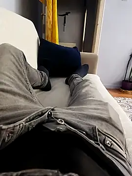 onurcannnnnnmmms online show from 9, 2, 2026