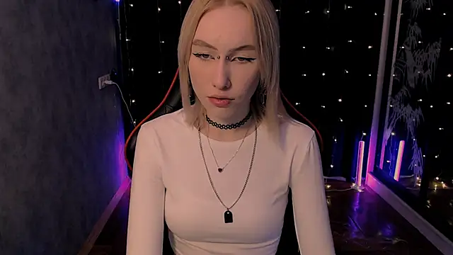 Snapshot of crybambi chatting on 9, 2, 2026 crybambi online show from 9, 2, 2026