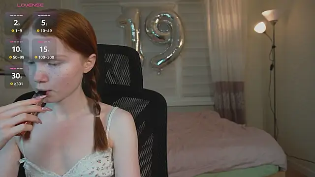 Snapshot of Nellie_baby chatting on 27, 6, 2026 Nellie baby online show from 27, 6, 2026