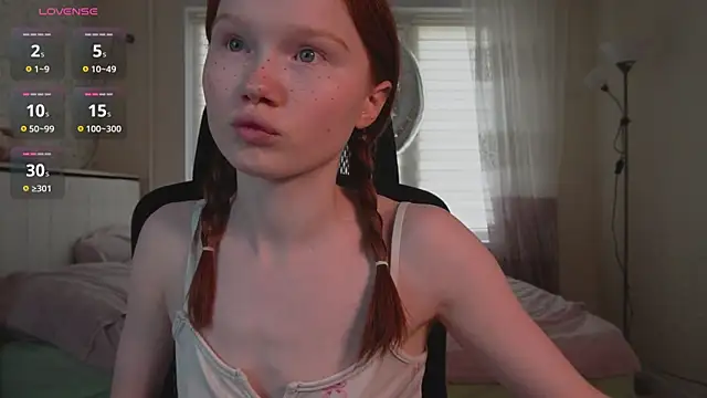 Snapshot of Nellie_baby chatting on 29, 6, 2026 Nellie baby online show from 29, 6, 2026