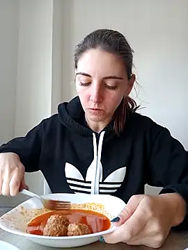 laparejaideal08 online show from 11, 3, 2026