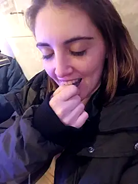 laparejaideal08 online show from 8, 3, 2026