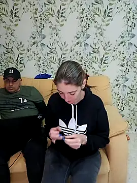 laparejaideal08 online show from 8, 3, 2026