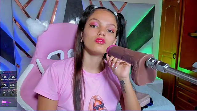 Snapshot of isa_kolins chatting on 27, 2, 2026 isa kolins online show from 27, 2, 2026