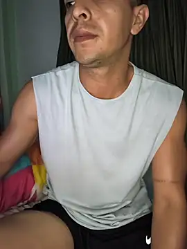 Snapshot of logan-31 chatting on 1, 2, 2026 logan-31 online show from 1, 2, 2026