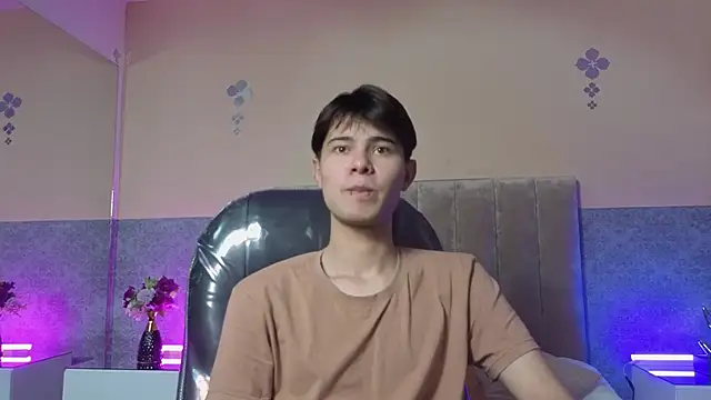 Snapshot of Derek_Sinn chatting on 2, 3, 2026 Derek Sinn online show from 2, 3, 2026