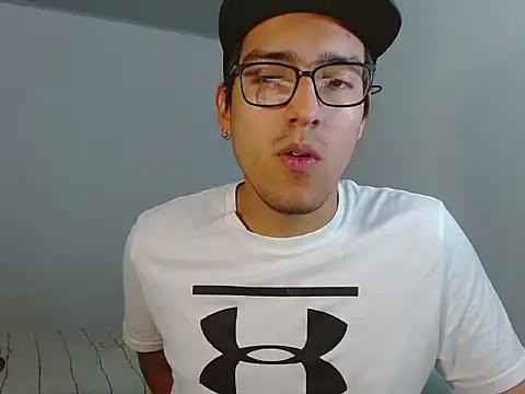Snapshot of NickFin chatting on 9, 7, 2026 NickFin online show from 9, 7, 2026