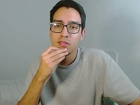 Snapshot of NickFin chatting on 5, 6, 2026 NickFin online show from 5, 6, 2026
