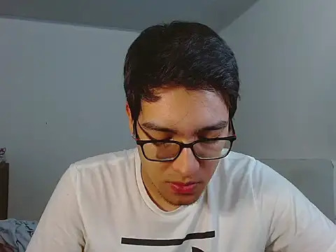 Snapshot of NickFin chatting on 15, 7, 2026 NickFin online show from 15, 7, 2026