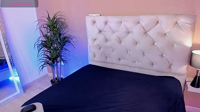Snapshot of Valenvega_ chatting on 18, 4, 2026 Valenvega online show from 18, 4, 2026