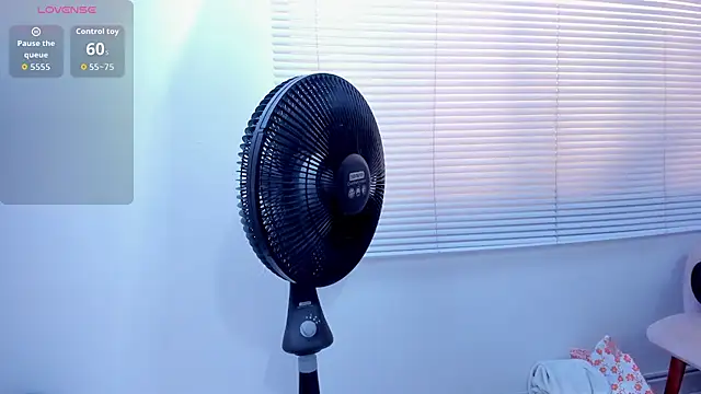 Snapshot of Charlothe_01 chatting on 9, 2, 2026 Charlothe 01 online show from 9, 2, 2026