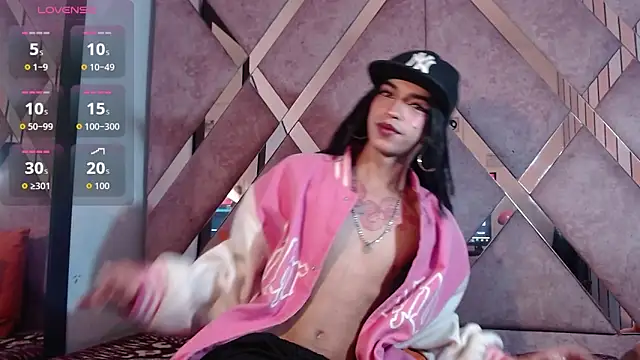 Snapshot of MeghanQueen__ chatting on 24, 2, 2026 MeghanQueen online show from 24, 2, 2026