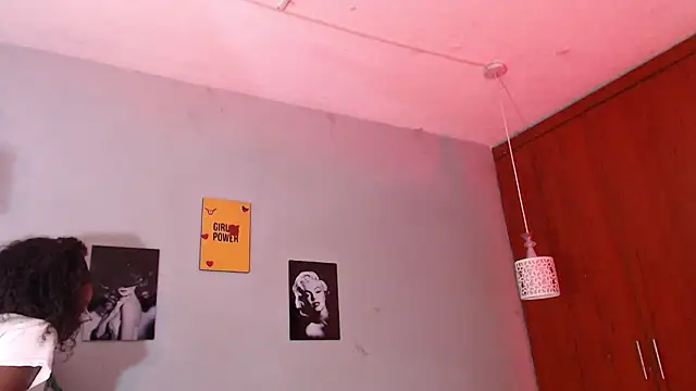 arianna rossi11 online show from 19, 3, 2026