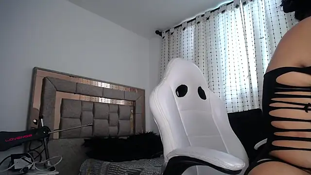 Snapshot of miafuegolatino chatting on 10, 2, 2026 miafuegolatino online show from 10, 2, 2026