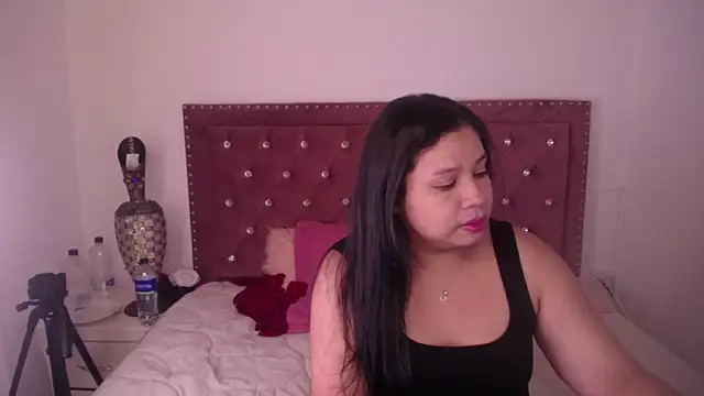 miafuegolatino online show from 4, 3, 2026