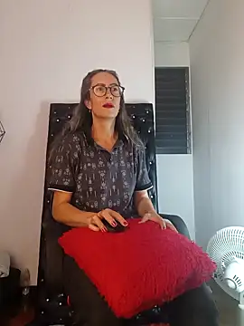 laurasofia45 online show from 9, 2, 2026