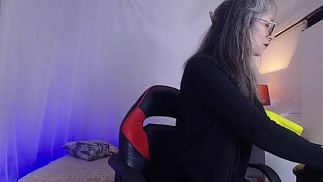 laurasofia45 online show from 20, 3, 2026