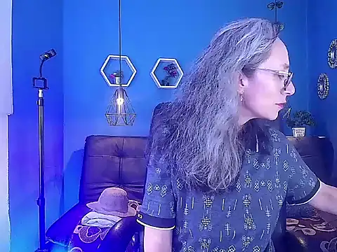 laurasofia45 online show from 17, 2, 2026