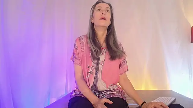 Snapshot of laurasofia45 chatting on 1, 7, 2026 laurasofia45 online show from 1, 7, 2026