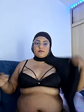 Amira-sultan online show from 23, 2, 2026