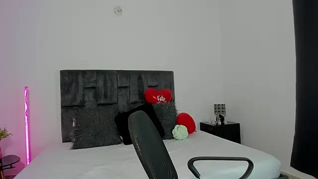 Snapshot of Malory_Saenzz chatting on 17, 2, 2026 Malory Saenzz online show from 17, 2, 2026