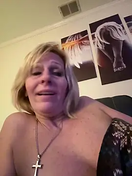 Snapshot of FireAfterDark chatting on 16, 2, 2026 FireAfterDark online show from 16, 2, 2026