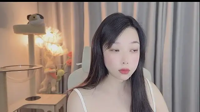 Snapshot of Yumi_yuni chatting on 6, 5, 2026 Yumi yuni online show from 6, 5, 2026