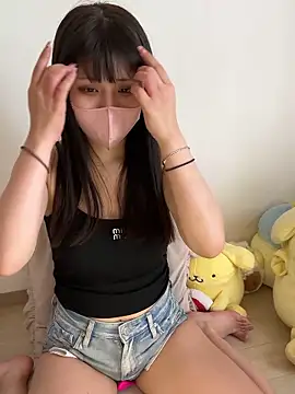 Mitsuki  jp online show from 16, 4, 2026