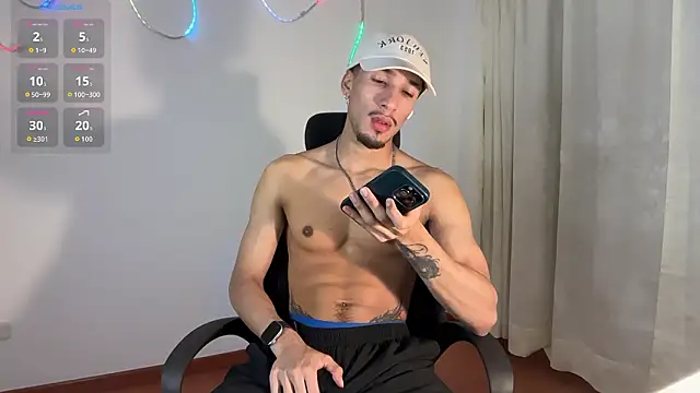 Snapshot of rafael_stone11 chatting on 18, 2, 2026 rafael stone11 online show from 18, 2, 2026