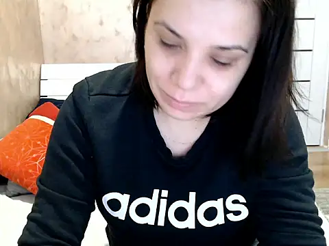 LorraGrey online show from 6, 2, 2026