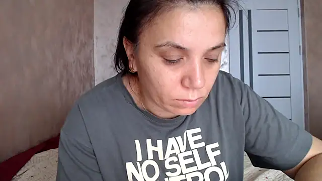 Snapshot of LorraGrey chatting on 15, 6, 2026 LorraGrey online show from 15, 6, 2026