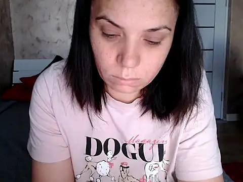 LorraGrey online show from 2, 5, 2026