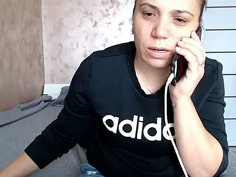 LorraGrey online show from 4, 5, 2026