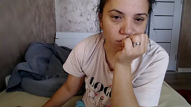 Snapshot of LorraGrey chatting on 15, 7, 2026 LorraGrey online show from 15, 7, 2026