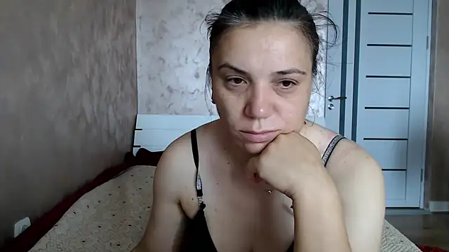 Snapshot of LorraGrey chatting on 2, 7, 2026 LorraGrey online show from 2, 7, 2026