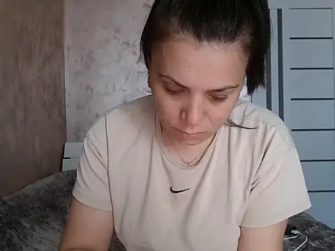 LorraGrey online show from 13, 5, 2026