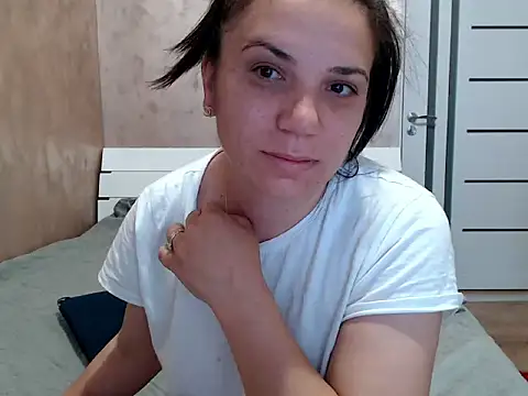 LorraGrey online show from 9, 5, 2026