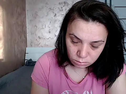 LorraGrey online show from 10, 4, 2026