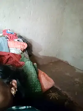 Gudid209896 online show from 15, 3, 2026