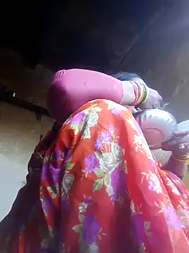 Gudid209896 online show from 13, 4, 2026