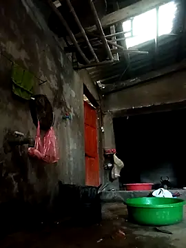 hot-luna- online show from 11, 4, 2026