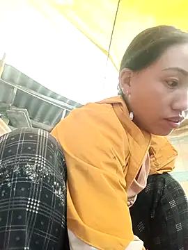 hot-luna- online show from 17, 3, 2026