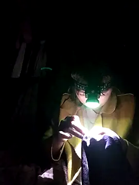 Snapshot of Bella-222 chatting on 20, 2, 2026 Bella-222 online show from 20, 2, 2026