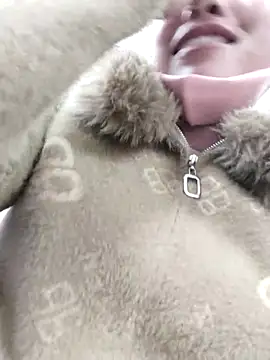 Snapshot of Bella-222 chatting on 22, 2, 2026 Bella-222 online show from 22, 2, 2026