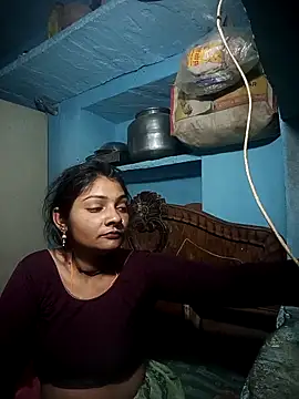 Hotty raghni online show from 4, 2, 2026