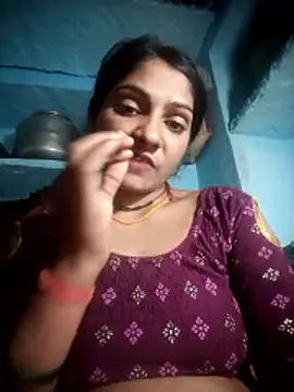 Hotty raghni online show from 5, 2, 2026