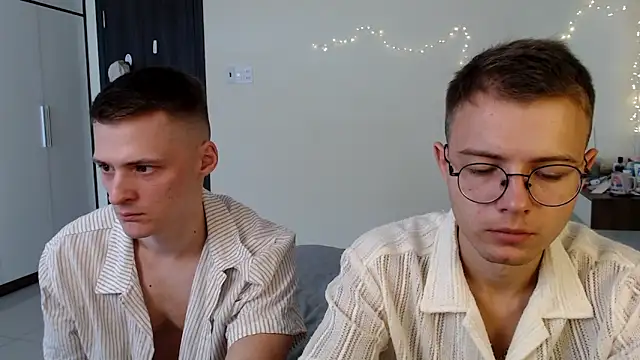 NikiKerryCum online show from 7, 6, 2026