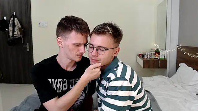 NikiKerryCum online show from 20, 3, 2026