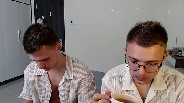NikiKerryCum online show from 6, 6, 2026