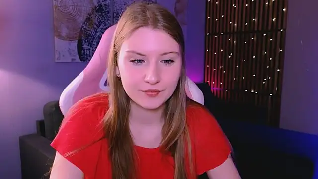 Caroline Desire  online show from 25, 3, 2026